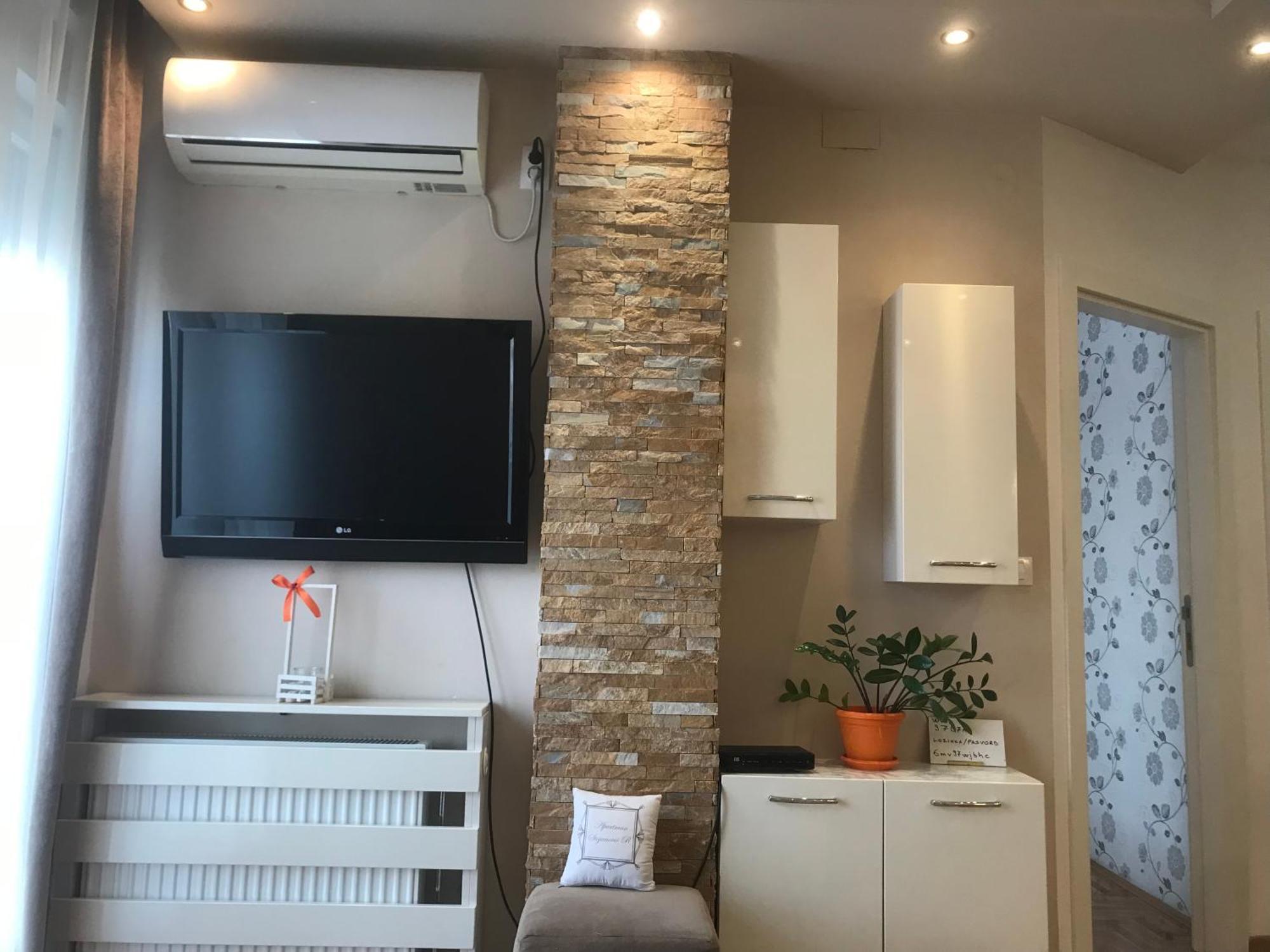 Stojanovic R Apartman Daire Novi Sad Dış mekan fotoğraf